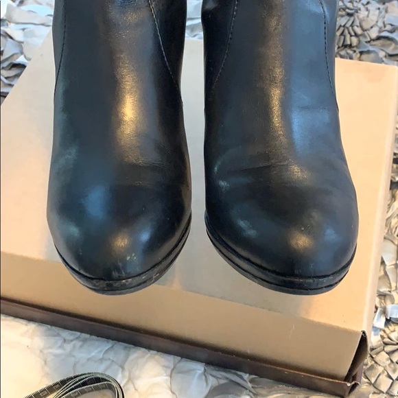 Thigh high black boots - Picture 3 of 8